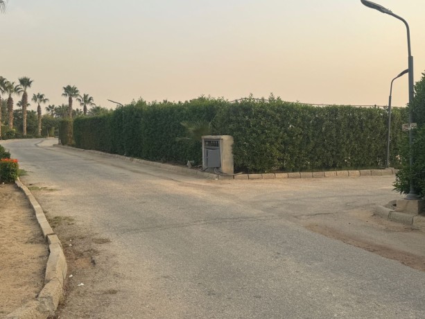 ktaa-ard-mmyz-llbyaa-fy-kmbond-oady-alnkhyl-big-1